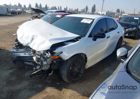 2021 Toyota Camry Se Nightshade Edition z USA, uszkodzony, nr VIN 4T1G11AKXMU427889